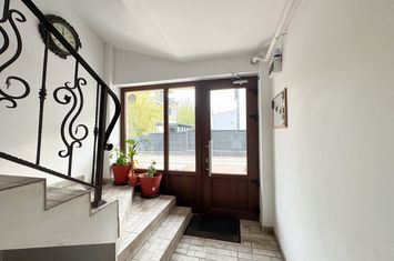 Foto 3 Garsoniera mobilata, utilata si cu loc de parcare. anunturi imobiliare Sector 3