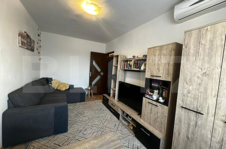 Apartament 3 camere de vanzare VALEA ROSIE - Dolj anunturi imobiliare Dolj