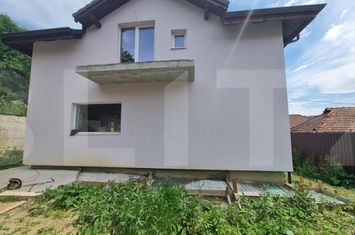 Casă - 5 camere de vanzare CHINTENI - Cluj anunturi imobiliare Cluj