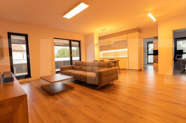 Apartament 3 camere de vanzare TIMISOARA - Timis anunturi imobiliare Timis