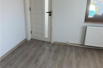 Casă - 3 camere de inchiriat CENTRAL - Vrancea anunturi imobiliare Vrancea
