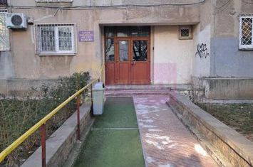 Vanzre apartament 2 camere decomandat   Calea Văcărești anunturi imobiliare Bucuresti