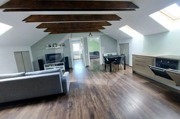 Apartament 3 camere de vanzare CLUJ-NAPOCA - Cluj anunturi imobiliare Cluj