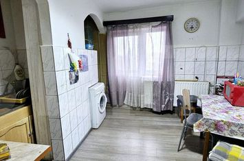 Apartament 3 camere de vanzare SFANTU GHEORGHE - Covasna anunturi imobiliare Covasna