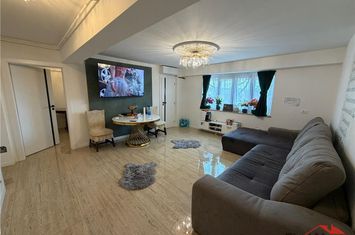 Apartament 3 camere de vanzare ULTRACENTRAL - Vrancea anunturi imobiliare Vrancea