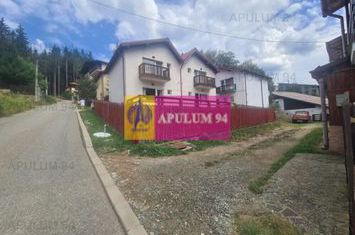 Vilă de tip duplex de vânzare în Azuga - Zona Centrala anunturi imobiliare Prahova