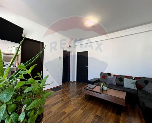 Apartament 2 camere Floresti, 44 mp