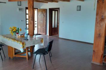 Vilă - 4 camere de vanzare TARGU FRUMOS - Iasi anunturi imobiliare Iasi