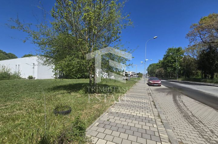 NEPTUN - Teren intravilan cu regim de construire IS3C. anunturi imobiliare Constanta