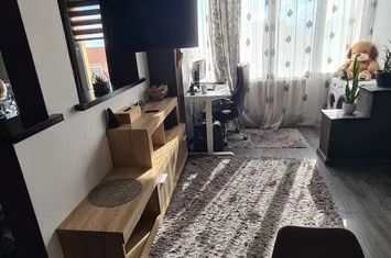 Apartament 3 camere de vanzare VLAHUTA - Brasov anunturi imobiliare Brasov