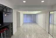 370.000 €, Apartament 3 camere