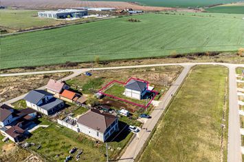 Casa Ta  – Într-un cartier nou, lângă natură în Frumușeni, Arad anunturi imobiliare Arad