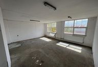 3.000 €, Spațiu industrial