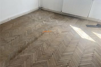 Apartament 3 camere de vanzare GARA - Vrancea anunturi imobiliare Vrancea
