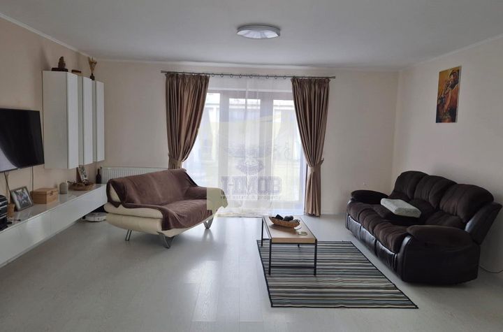 Vilă - 4 camere de vanzare CALEA CISNADIEI - Sibiu anunturi imobiliare Sibiu