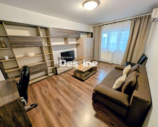 Apartament 2 camere Hala Centrala, 48 mp