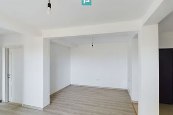 Apartament cu 3 camere și loc de parcare în zona Torontalului anunturi imobiliare Timis