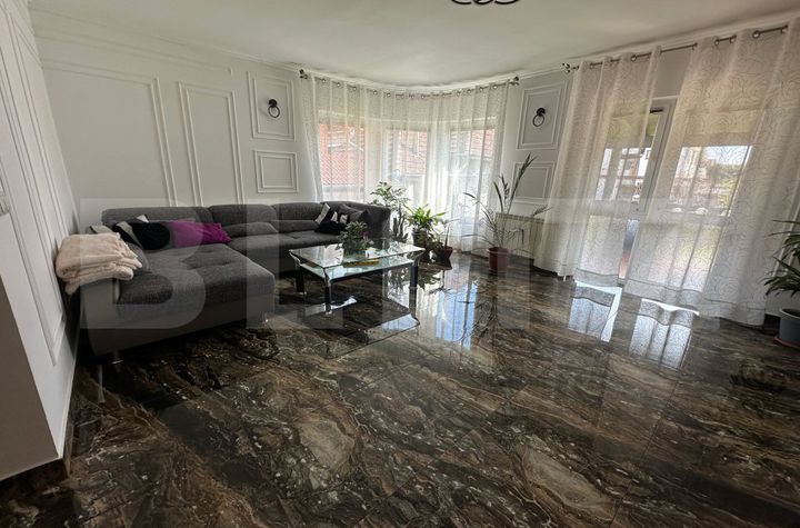 Vilă - 5 camere de vanzare SEBES - Alba anunturi imobiliare Alba