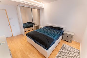 2 Camere - Herastrau - Bloc Nou - Parcare anunturi imobiliare Bucuresti