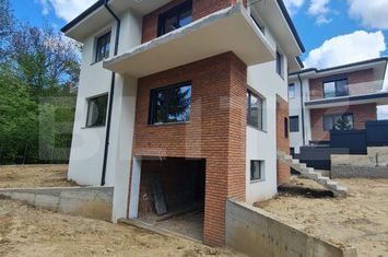Vilă - 5 camere de vanzare FLORESTI - Cluj anunturi imobiliare Cluj