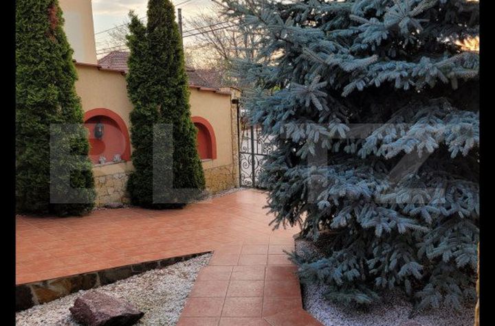 Casă - 6 camere de vanzare SATU MARE - Satu Mare anunturi imobiliare Satu Mare