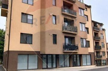 Spațiu comercial de vanzare in Floresti anunturi imobiliare Cluj