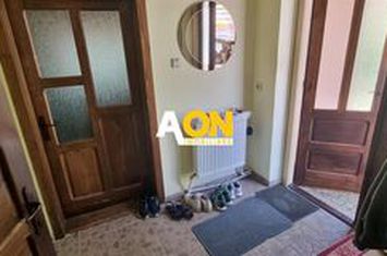 Casa individuala, 2 Camere, zona Poarta I,  300mp teren anunturi imobiliare Alba