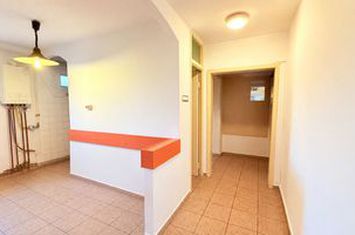 Apartament 3 camere de vanzare COMPLEX STUDENTESC - Timis anunturi imobiliare Timis