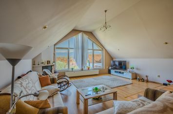 Casă - 4 camere de vanzare AVRIG - Sibiu anunturi imobiliare Sibiu