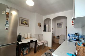 Piata Muncii  - Iancului apartament 1989, decomandat- 3 camere anunturi imobiliare Bucuresti