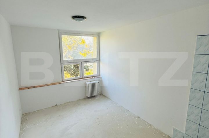 Garsonieră de vanzare TRACTORU - Brasov anunturi imobiliare Brasov