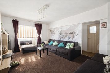 Apartament 3 camere de vanzare MICALACA - Arad anunturi imobiliare Arad