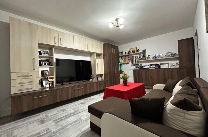 Apartament 4 camere, de vanzare, etaj1, in Marasti, zona Expo anunturi imobiliare Cluj