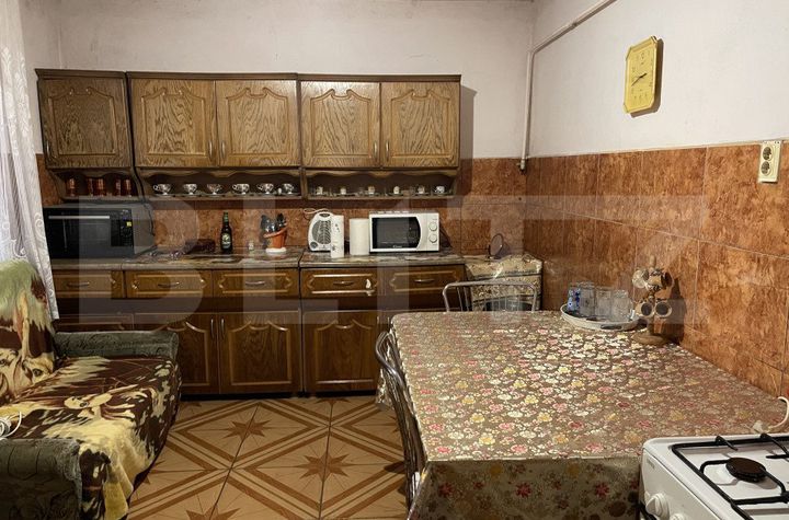 Casă - 3 camere de vanzare SATU MARE - Satu Mare anunturi imobiliare Satu Mare