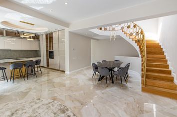 Vilă superbă cu piscina zona Iancu Nicolae! anunturi imobiliare Bucuresti