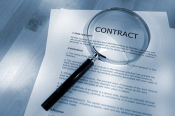Atenţie la felul în care încheiaţi un antecontract/contract de vânzare-cumpărare!