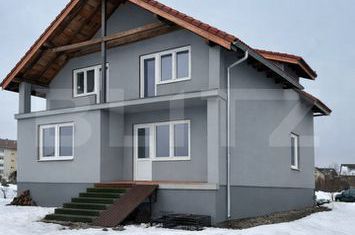 Casă - 9 camere de vanzare AMPOI 3 - Alba anunturi imobiliare Alba