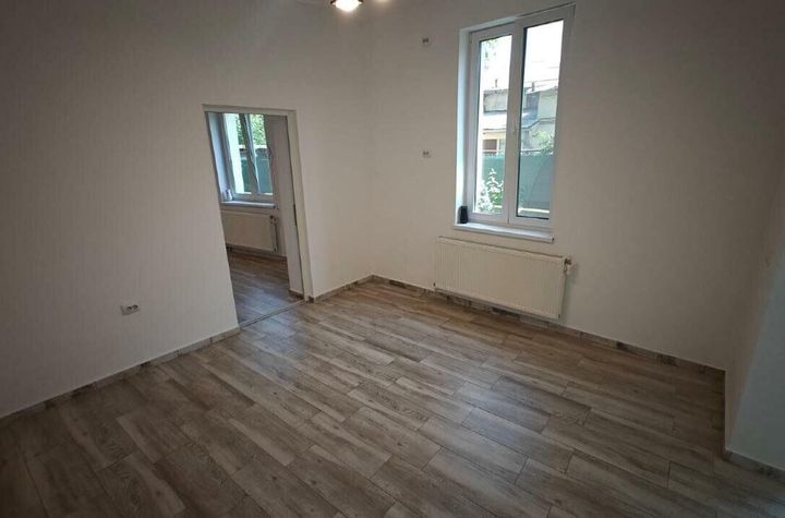 Casa de locuit sau Spatiu Comercial |  Gara de Nord - Victoriei anunturi imobiliare Bucuresti