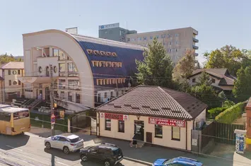 Vilă - 10 camere de vanzare IASI - Iasi anunturi imobiliare Iasi