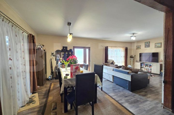Casă - 3 camere de vanzare DEZMIR - Cluj anunturi imobiliare Cluj
