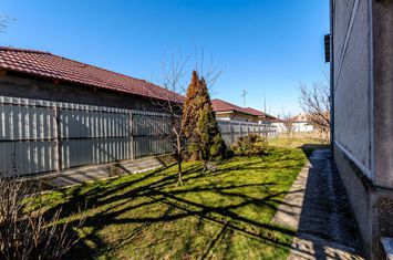 Preț NOU! Casa P+2 în zona centrală Chișineu-Criș anunturi imobiliare Arad