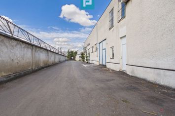 Spațiu industrial 1000 mp de închiriat Aradul Nou anunturi imobiliare Arad