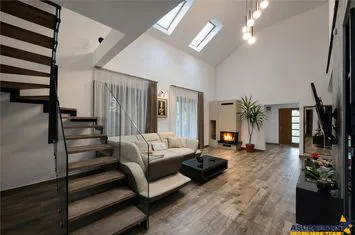 Casă - 4 camere de vanzare LIVEZENI - Mures anunturi imobiliare Mures