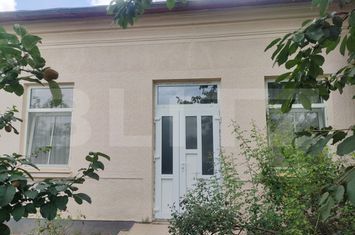 Casă - 4 camere de vanzare SIRET - Suceava anunturi imobiliare Suceava