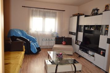 Casă - 4 camere de vanzare CENTRAL - Bihor anunturi imobiliare Bihor