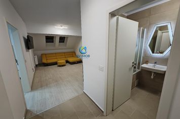Garsonieră de inchiriat TRACTORUL - Brasov anunturi imobiliare Brasov