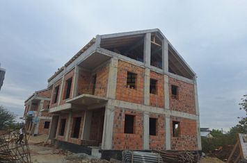 DUPLEX P+1+M-150 MP TEREN-SCOLII anunturi imobiliare Bucuresti