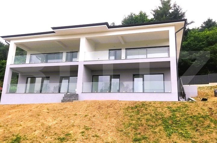 Casă - 5 camere de vanzare FELEACU - Cluj anunturi imobiliare Cluj
