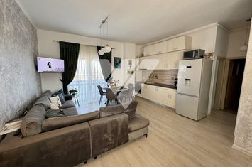 Apartament 3 camere de vanzare MIHAI VITEAZU - Sibiu anunturi imobiliare Sibiu