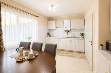 Casă - 7 camere de vanzare GHEORGHE DOJA - Mures anunturi imobiliare Mures